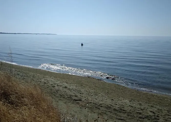 Prázdninový dům Mersinera Paradise Garden Noah House