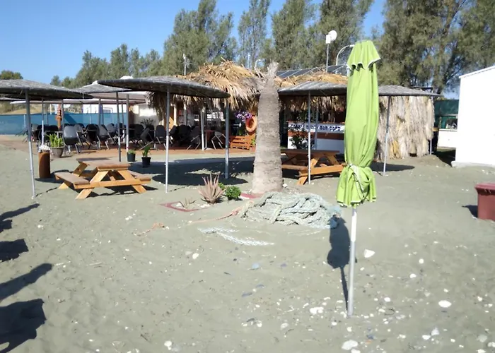 Mersinera Paradise Garden Noah House