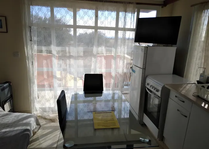 Σπίτι διακοπών Mersinera Paradise Garden Noah House Kivisil